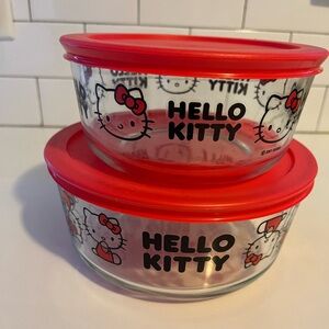 Hello Kitty Pyrex Set